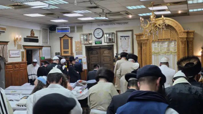 Breslov Rabbis Ban Followers with Arrest Warrants from Uman Pilgrimage Amid Draft-Evasion Crackdown