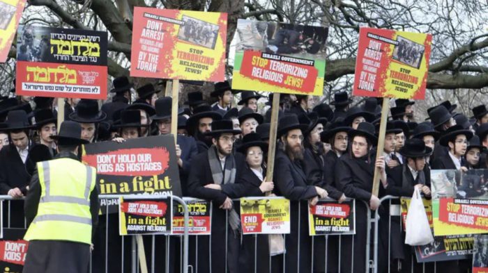 Mass Haredi Protest Erupts in London as Thousands Rally Against Israel’s Conscription Bill Debate