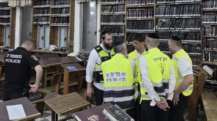 Rabbi Murdered While Studying Torah In Bnei Brak Synagogue As Son Witnesses Horrific Stabbing Attack